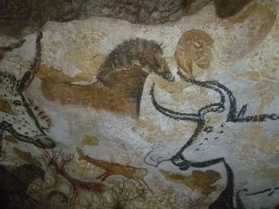 Das bekannteste Beispiel für Kunst aus dieser Epoche sind aber die Malereien in der Höhle von Lascaux.