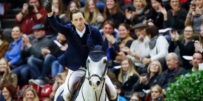 Springreiten in Basel - Martin Fuchs gewinnt beim Grossen Preis