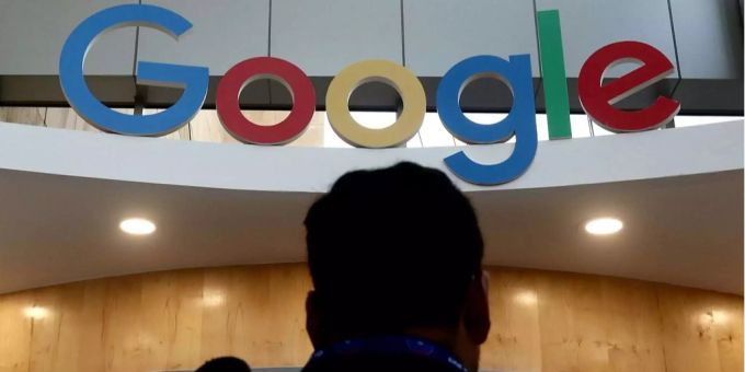 Das Logo von Google in einem seiner Geschäftssitze. Google cloud bundes