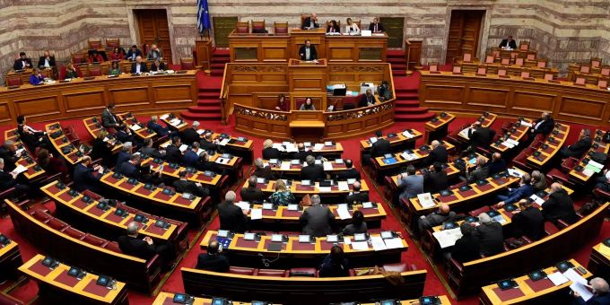 Das griechische Parlament hat heute Freitag das Abkommen zur Überwindung des Namensstreits um den Namen Mazedoniens gebilligt. Griechenland - Mazedonien