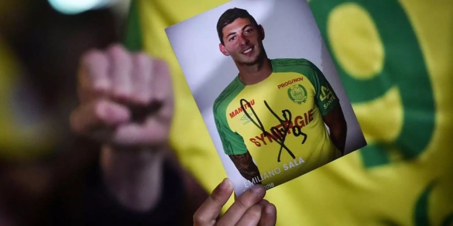 Das Flugzeug mit Emiliano Sala wird seit Montagabend vermisst