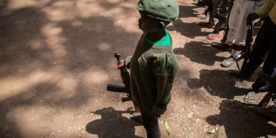 Feier für freigekommene Kindersoldaten im Südsudan