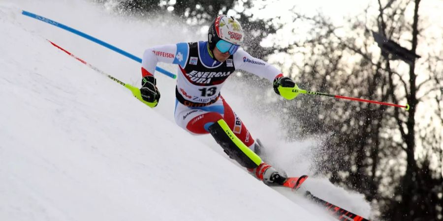 Loic Meillard fährt auf der Piste in Zagreb im Slalom.