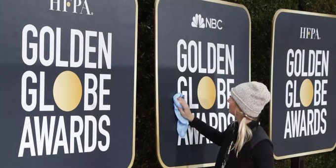 Die letzten Vorbereitungen vor den Golden Globens werden getätigt. Set-up - 76th Golden Globe Awards