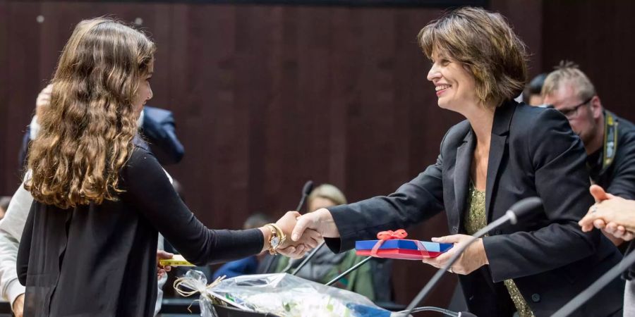Knapp eine Million Franken wurden gesammelt. «Das ist eine tolle Sache!», dankte Doris Leuthard den Kindern.