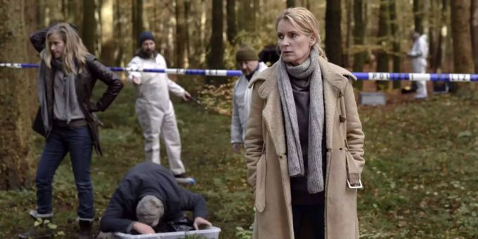 Charlotte Lindholm (Maria Furtwängler) sucht nach der vermissten Bankiers-Frau. Charlotte Lindholm (Maria Furtwängler) sucht nach der vermissten Bankiers-Frau.