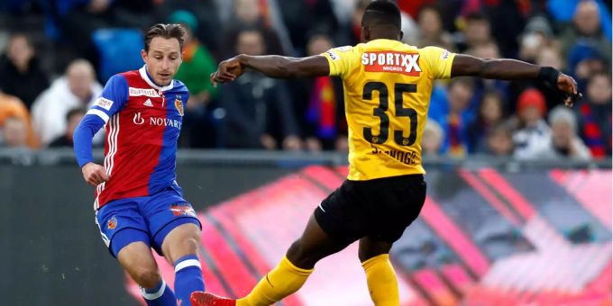 Das Spitzenspiel zwischen Basel und YB ist hart umkämpft. Das Spitzenspiel zwischen Basel und YB ist hart umkämpft.