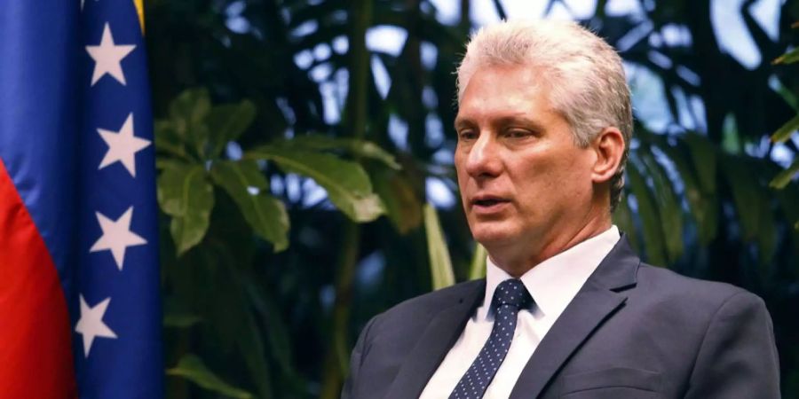 Miguel Diaz-Canel, der Präsident Kubas, in einem Gespräch mit dem Präsidenten Venezuelas.