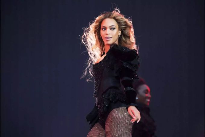 Beyoncé performt 2016 während ihrer Tour im Stade de France in Paris (Archivbild). Beyonce
