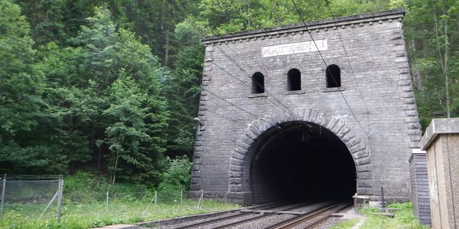 lötschberg tunnel