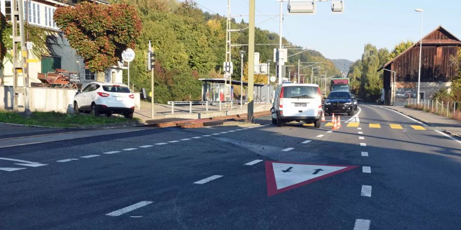 Der Bahn- und Durchgangsverkehr war während rund zwei Stunden unterbrochen - Kapo Luzern