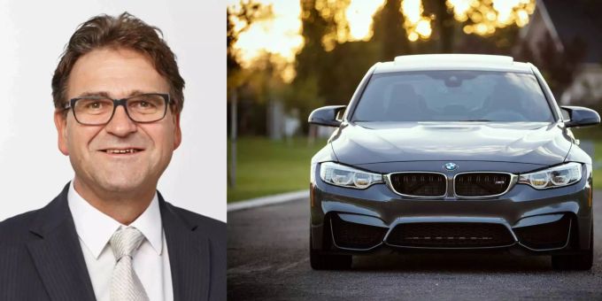 Die Hauptdarsteller in diesem Stück: Beat Villiger,Sicherheitsvorsteher des Kantons Zug und ein Auto. Die Hauptdarsteller in diesem Stück: Beat Villiger,Sicherheitsvorsteher des Kantons Zug und ein Auto.