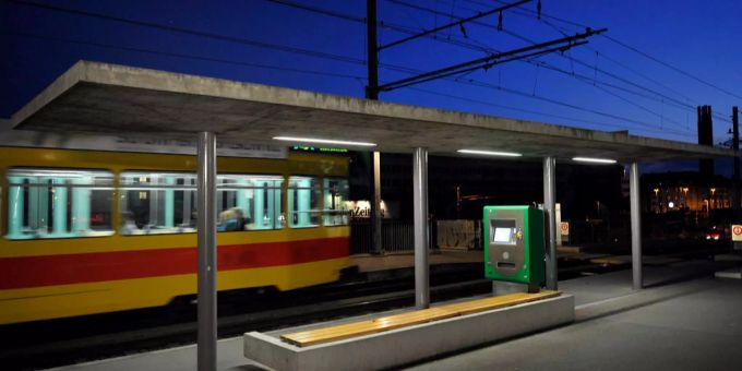 Eine Tramhaltestelle in Basel. Basel