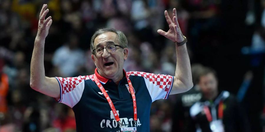 Der kroatische Handball-Nationaltrainer fiel im Spiel gegen Weissrussland mit einer schweren Unsportlichkeit auf.