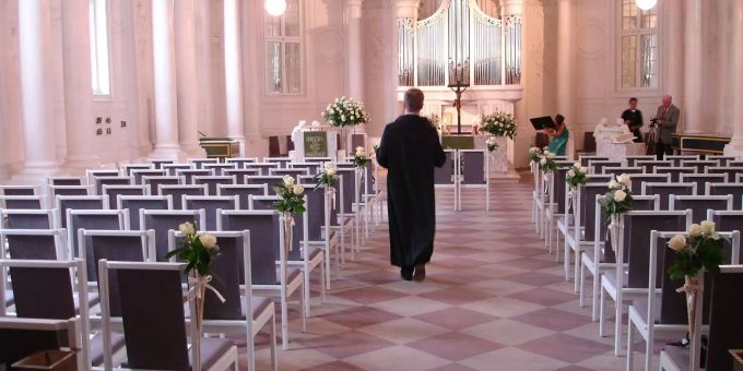 Der Blick in eine Kirche. (Symbolbild) Kirche