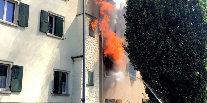 Rorschach - Brand in Mehrfamilienhaus fordert Verletzte