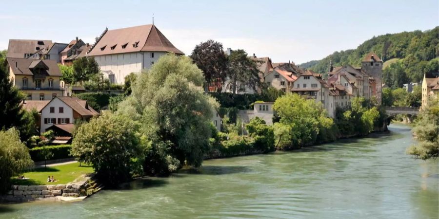 Der seit Samstag vermisste Schwimmer in der Aare wurde leblos treibend in der Aare entdeckt.