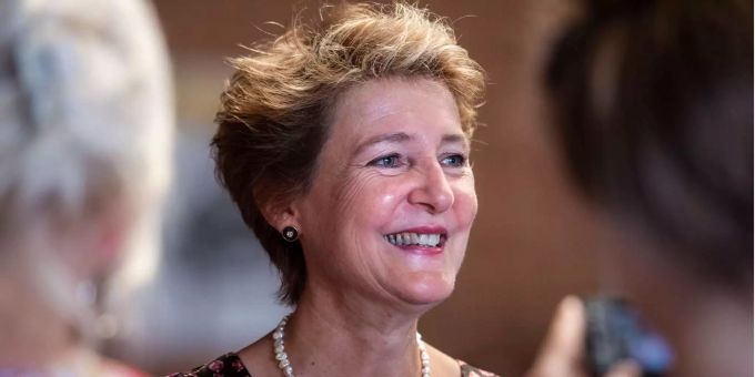 Simonetta Sommaruga, Bundesrätin, an der 1. August-Feier auf dem Biohof Schwand in Münsingen. Simonetta Sommaruga, Bundesrätin, an der 1. August-Feier auf dem Biohof Schwand in Münsingen.