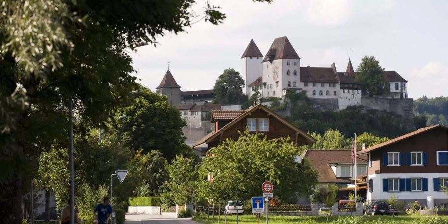 Schloss Burgdorf auf dem Burghügel - Keystone