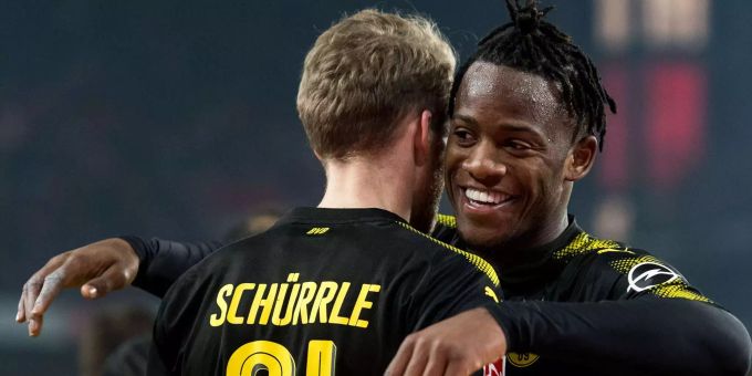 Die beiden Dortmund-Torschützen André Schürrle und Michy Batshuayi. Die beiden Dortmund-Torschützen André Schürrle und Michy Batshuayi.