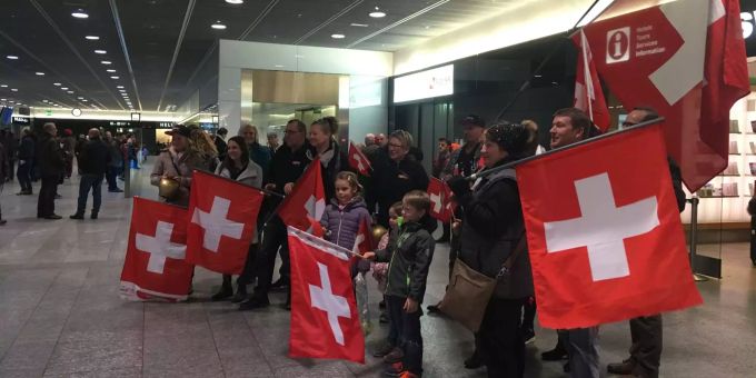 Flughafen Zürich - Schweizer Olympia-Helden kommen nach Hause