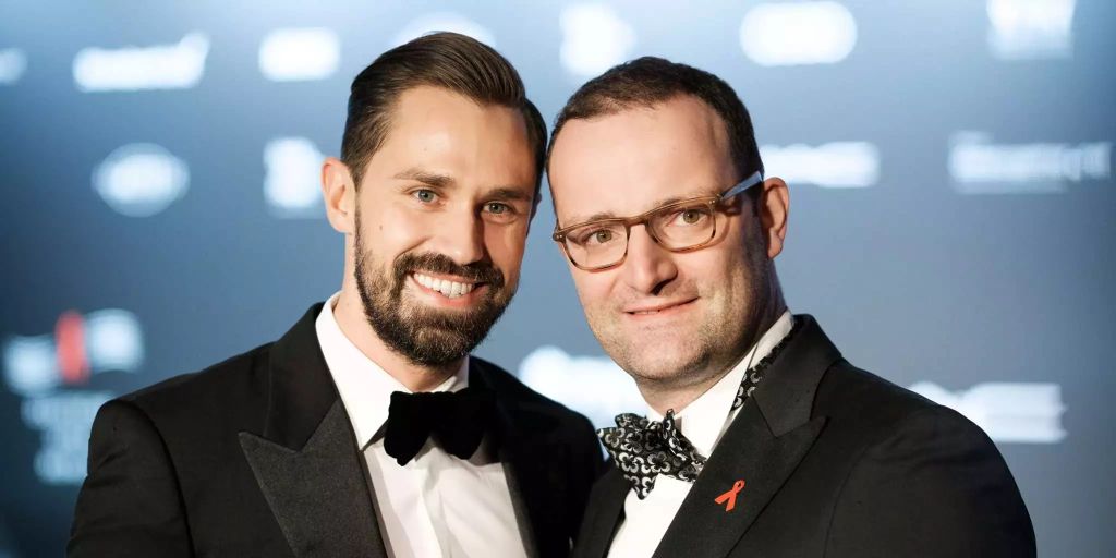 Jens Spahn Zeigt Seinen Schonen Ehemann Daniel Funke Jens Spahn Zeigt Seinen Schonen Ehemann Daniel Funke