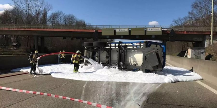 Der Unfall führte zu einer Sperrung der A2.