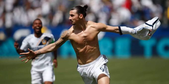 Zlatan Ibrahimovic dürfte bei einer allfälligen Rückkehr in die schwedische Nationalmannschaft an der WM teilnehmen. Zlatan Ibrahimovic dürfte bei einer allfälligen Rückkehr in die schwedische Nationalmannschaft an der WM teilnehmen.