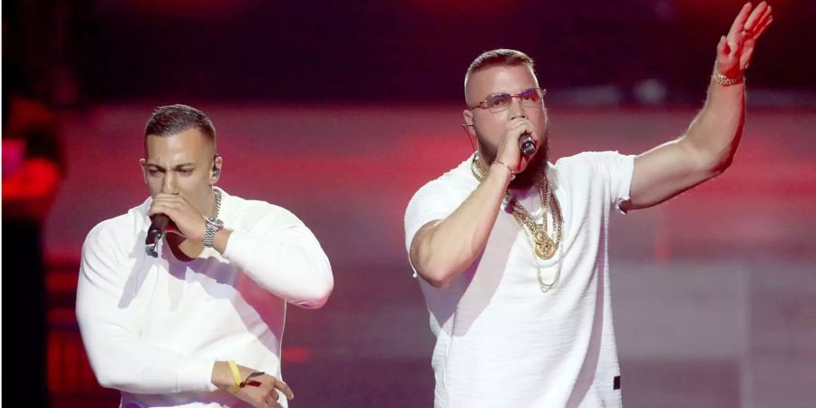 Rapper Kollegah und Farid Bang stehen nach dem Echo-Eklat wieder auf der Bühne.