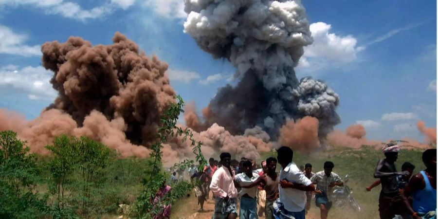 2012 starben bei einer Explosion einer Feuerwerksfabrik in Indien 40 Personen.