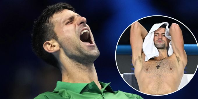 Trotz Schwächeanfall - Djokovic schreit sich an ATP Finals in Halbfinal