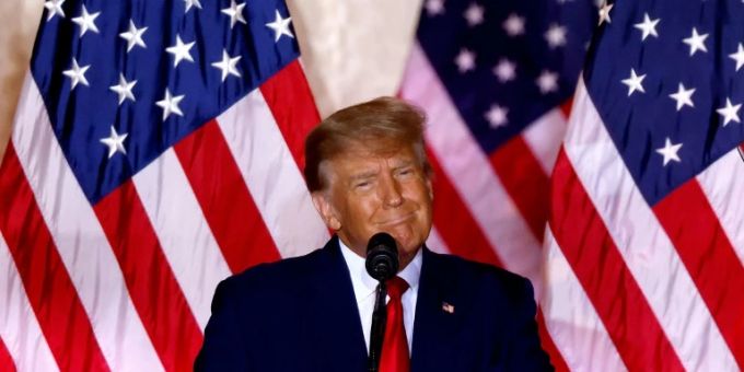 Donald Trump darf wieder twittern. Trump