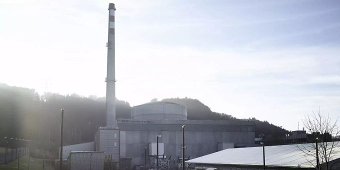 Nur noch drei Monate in Betrieb: Das AKW Mühleberg. AKW Mühleberg