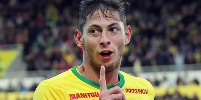 Emiliano Sala Erlitt Vor Absturz Kohlenmonoxid Vergiftung