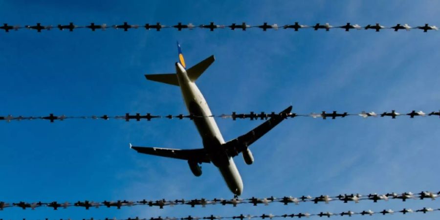 Flugzeug über Hannover