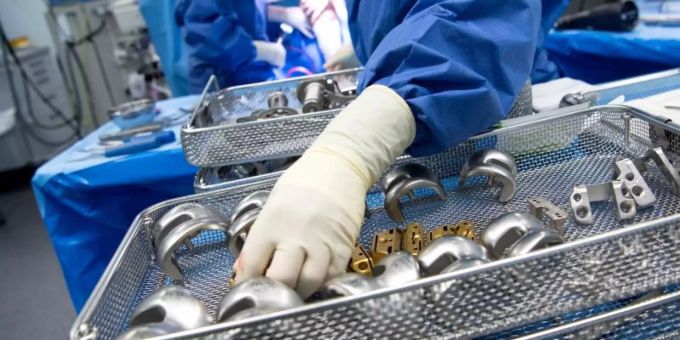 München - Kliniken befürchten Engpässe bei Medizinprodukten