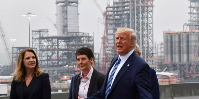 Trump besucht Shell in Pennsylvania Trump besucht Shell in Pennsylvania