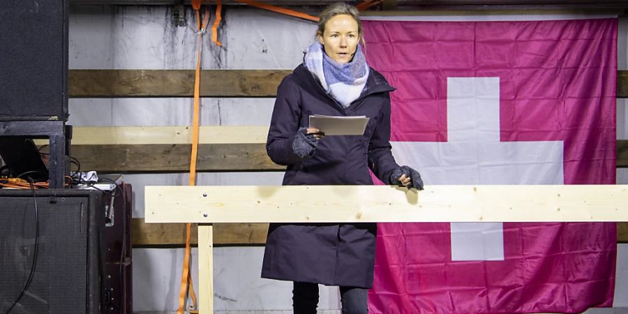 SVP-Politikerin Maria Wegelin trat bei einer Demonstration gegen Corona-Schutzmassnahmen als Rednerin auf. (Archivbild)