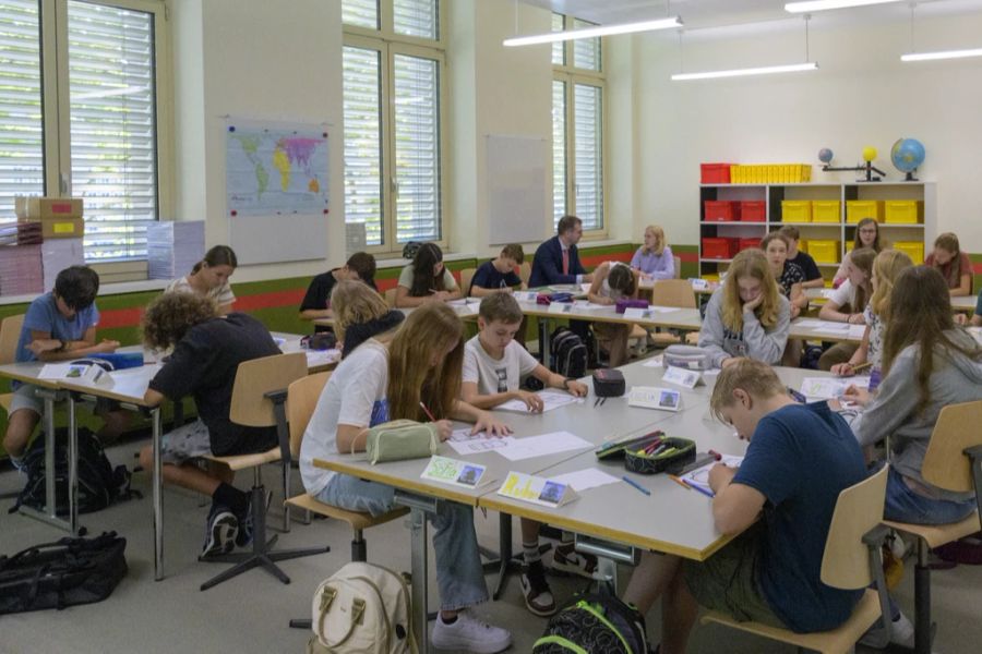 Nicht immer benehmen sich Schüler in der Schweiz vorbildlich.