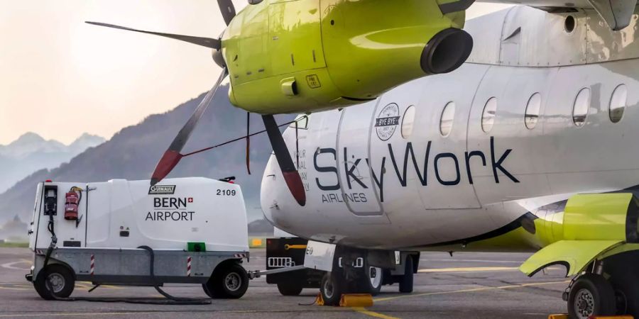 Ein Flieger der gegroundeten Airline Skywork in Bern-Belp.