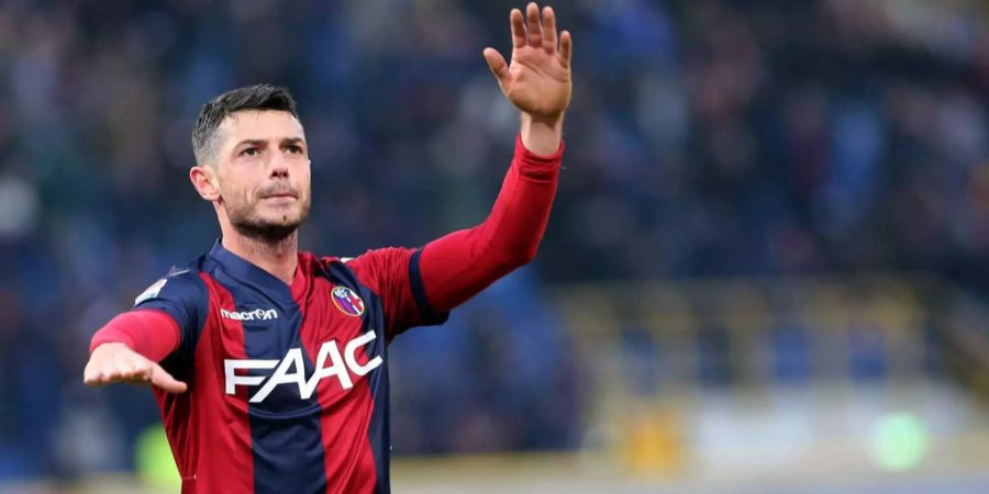 Blerim Dzemaili spielt wieder bei Bologna. Gleich in seinem ersten Spiel trifft der Schweizer Natispieler zum 3:0 gegen Schlusslicht Benevento. Ein starkes Comeback.