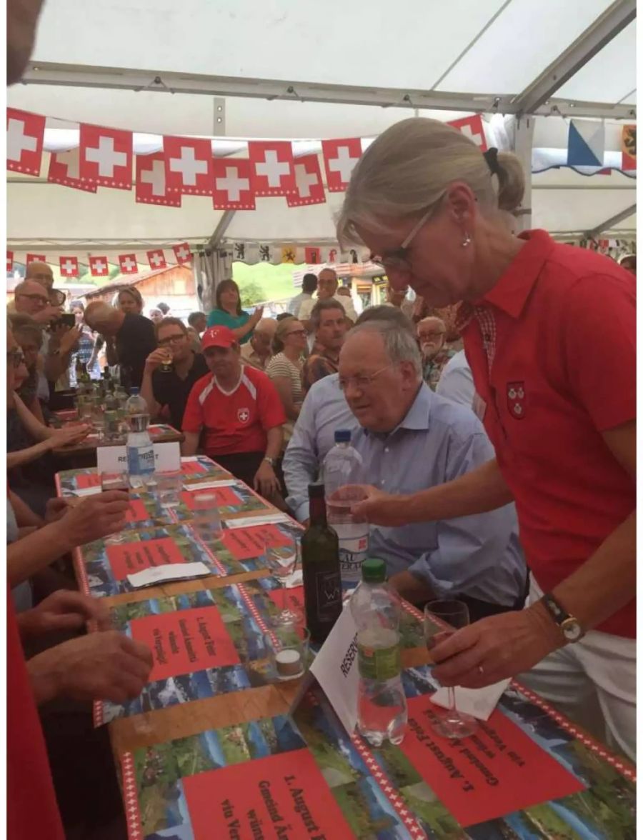 Dieses Bild hat Johann Schneider-Ammann selbst ausgesucht, um seinen Besuch in Hergiswil LU zu dokumentieren.