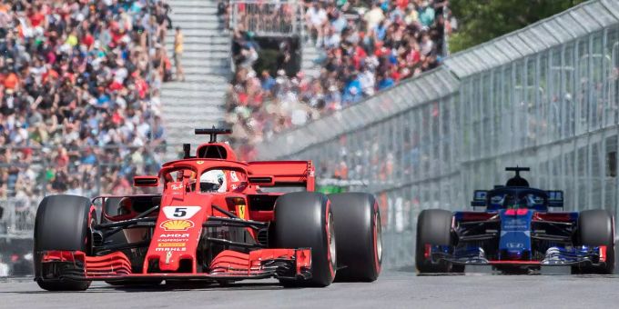 Sebastian Vettel ist auf Erfolgskurs. Sebastian Vettel ist auf Erfolgskurs.