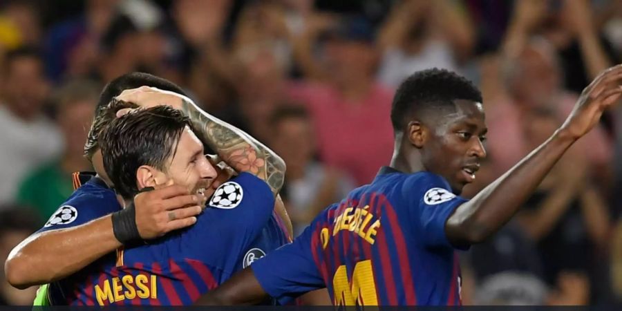 Lionel Messi und Moussa Dembélé vom FC Barcelona.