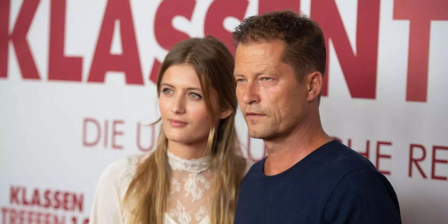 Die Schauspieler Lilli Schweiger und Til Schweiger kommen zur Hamburg-Premiere des Films "Klassentreffen 1.0 - Die unglaubliche Reise der Silberrücken".