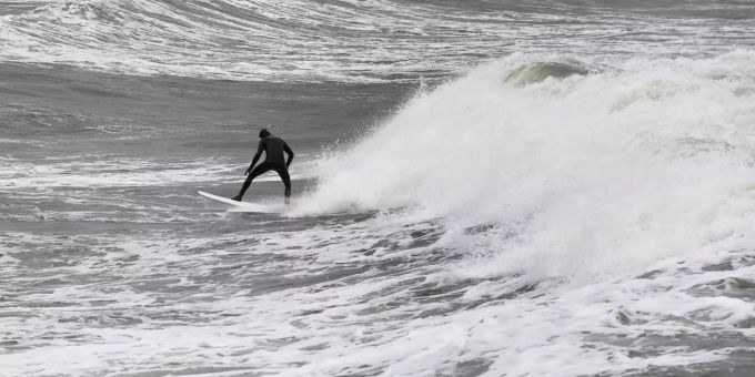 Schäden in Kroatien - Surfer nach Sturm vermisst