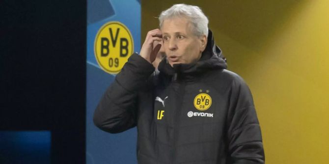 Dortmunds Trainer Lucien Favre.