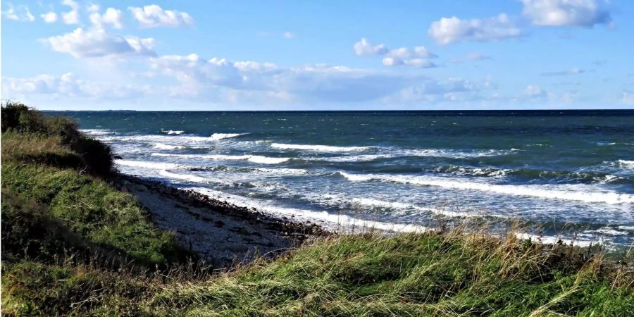 Ein Strand an der Ostsee.