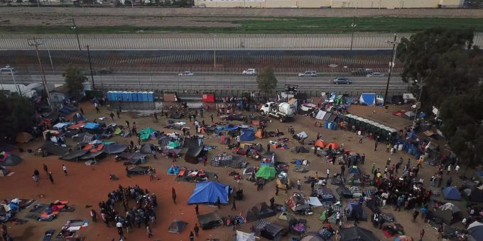 Karawane - Hunderte Migranten aus Mittelamerika in Tijuana angekommen