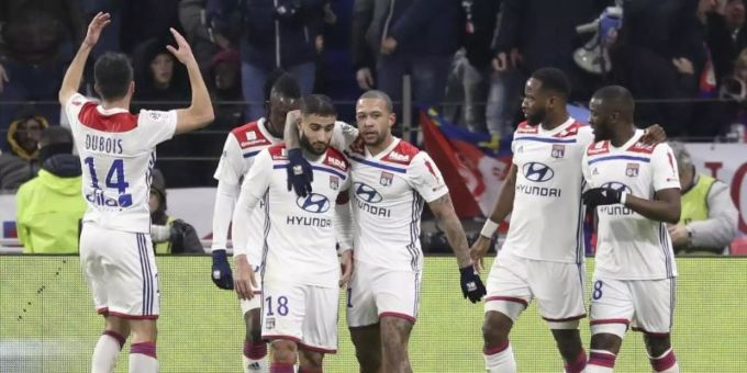 Lyon - Paris Saint-Germain mit erster Saison-Niederlage